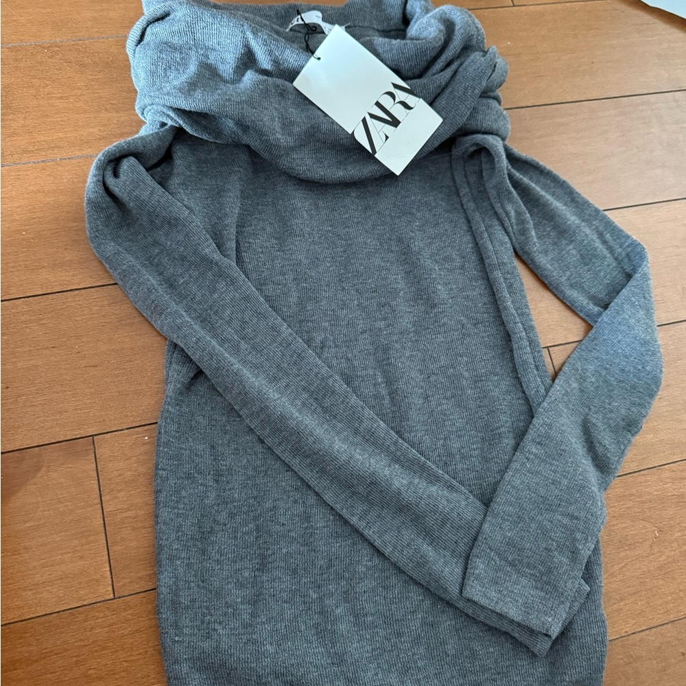 Zara Gray off the shoulder Women's Sweater